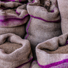 Comment le jute est-il utilisé pour fabriquer des sacs ?