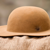 Comment faire un chapeau en raphia ?